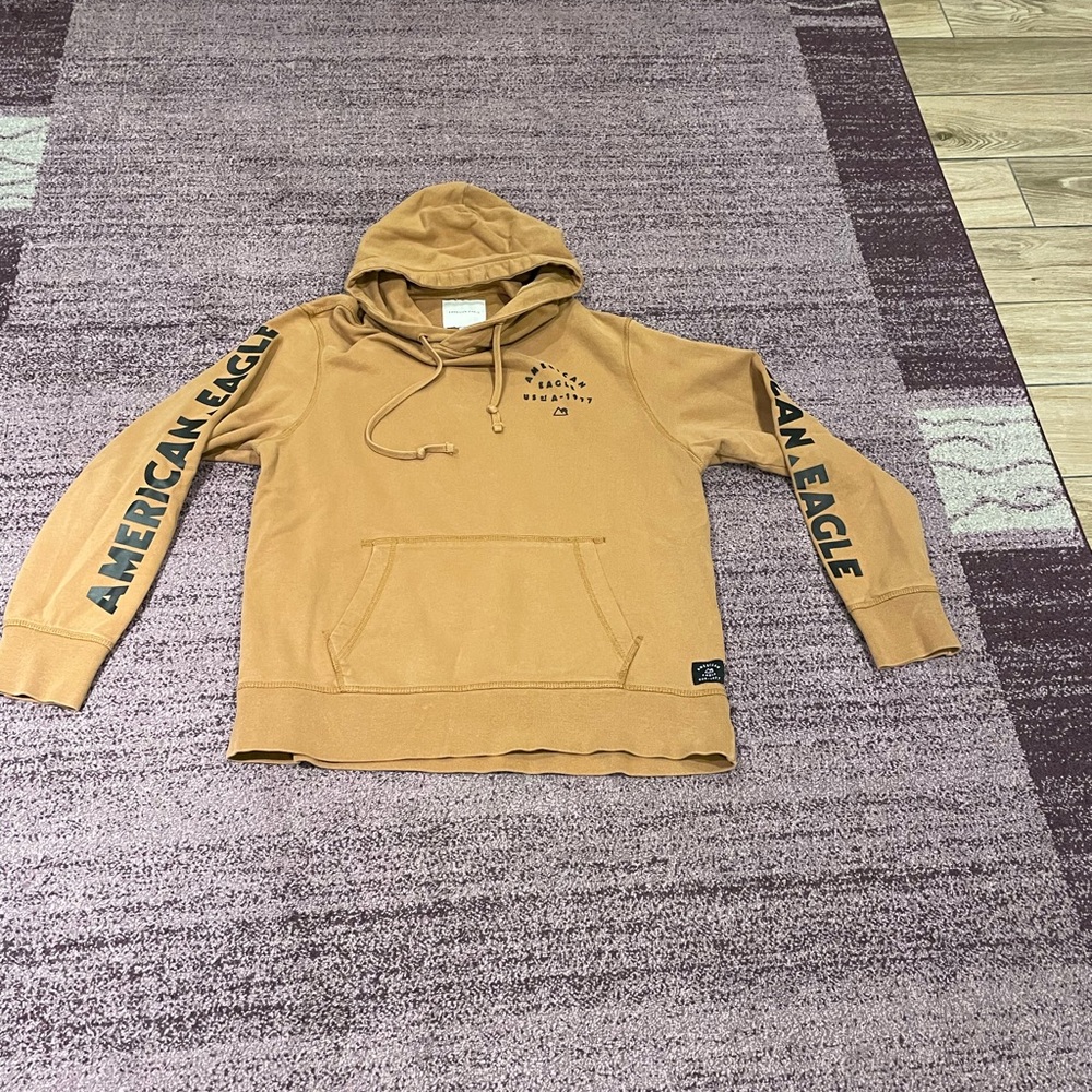 Large tan American eagle hoodie